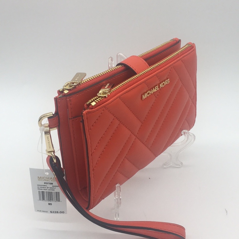 Michael Kors Peyton LG Double Zip Wristlet - Picture 7 of 8